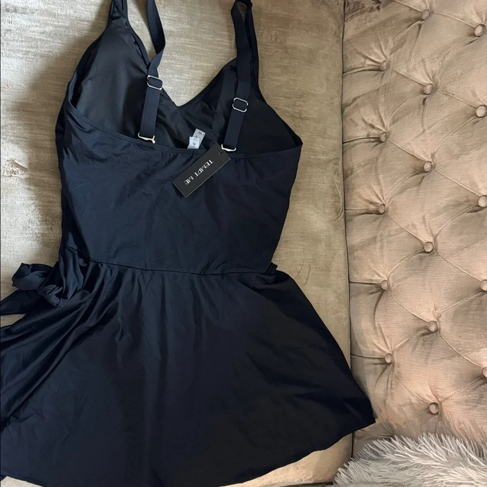 Sleek Black Women's‎ One-Piece Swimsuit